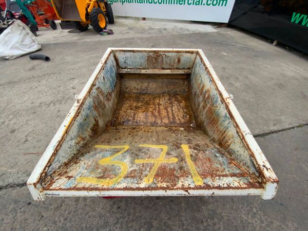 CONQUIP 500lt SELF TIPPING BOAT SKIP.........371c. 362040088