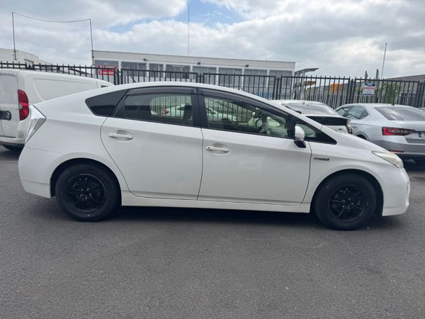Toyota Prius 2014 362040398