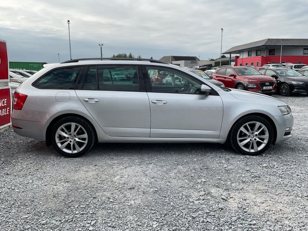 SKODA OCTAVIA ESTATE 1.6 TDI STYLE TAXED NCT 362077535