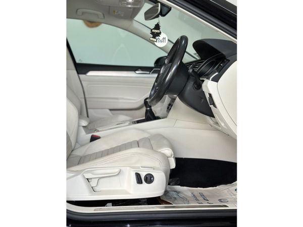Volkswagen Passat Highline 1.6 TDI Manual 6speed 362094324
