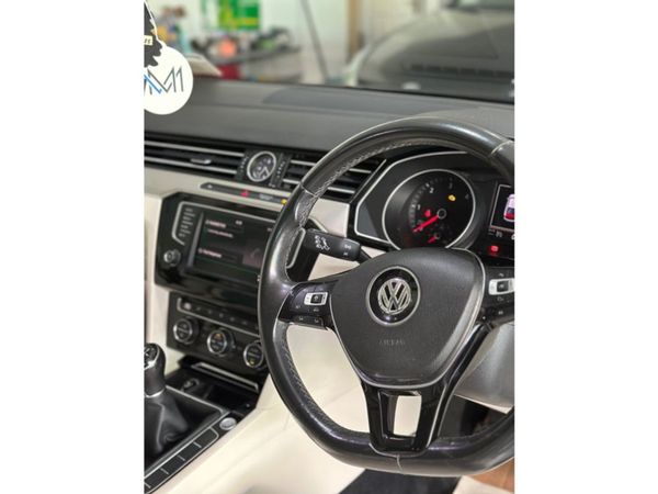 Volkswagen Passat Highline 1.6 TDI Manual 6speed 362094329