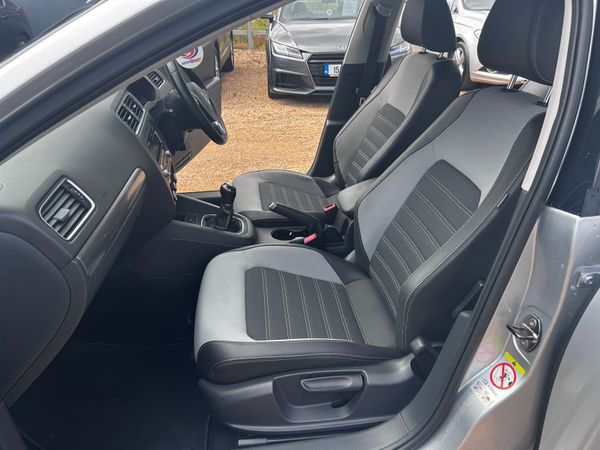 Volkswagen Jetta highline 362120011