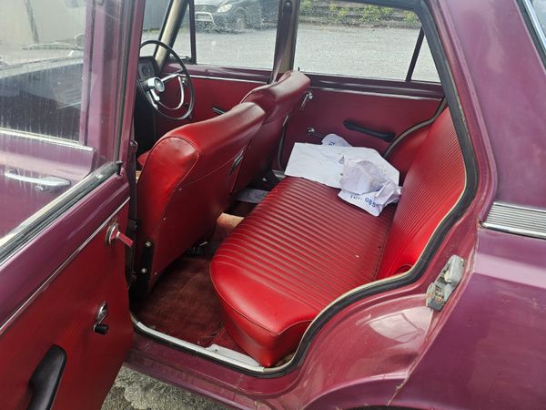 Classic cars 362135617