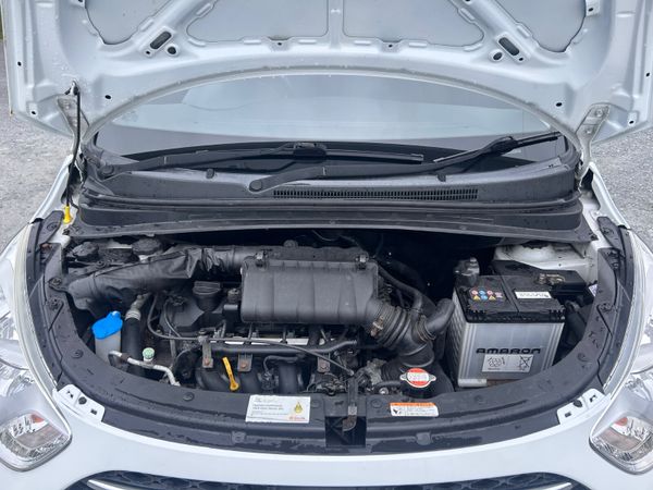 Hyundai i10 2012 1.2 petrol 362154083