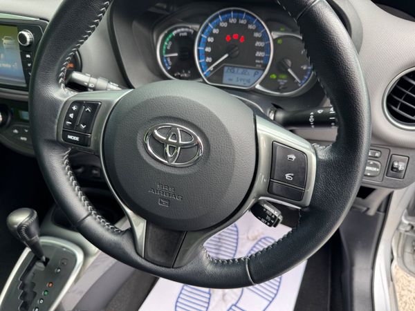 Yaris 2017 HYBRID LUXURY 1.5 AUTO 33k/MILES 362155393