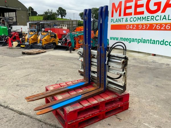 CASCADE DOUBLE PALLET FORK CARRIAGE...3462. 362158474