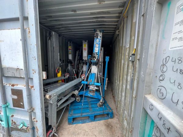 20 x 8 shipping container (  2 of ) ....1257T.. 362150897