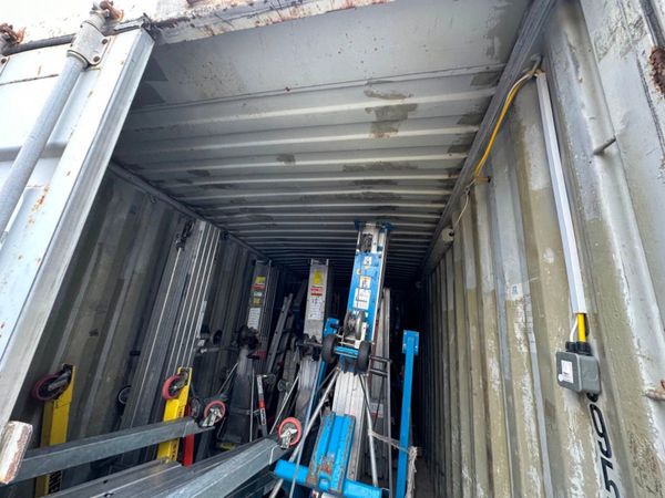 20 x 8 shipping container (  2 of ) ....1257T.. 362150898