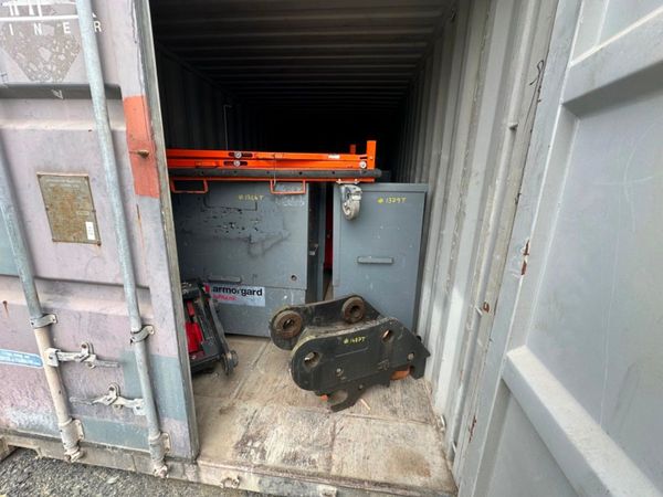 20 x 8 shipping container (  2 of ) ....1257T.. 362150891