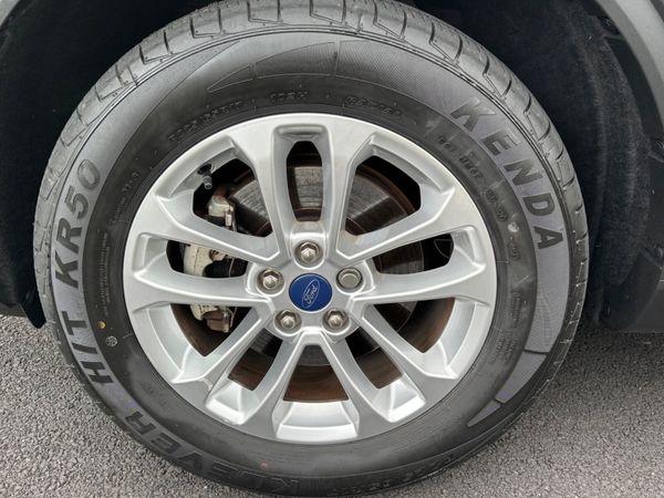 Ford Kuga 2022 Plug in Hybrid Titanium one owner 362151197