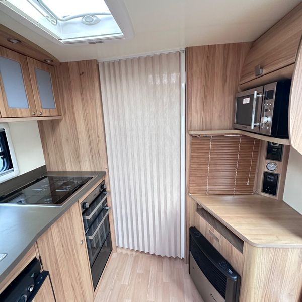 ✨STUNNING BAILEY PEGASUS 4 BERTH FIXED BED✨ 362218832