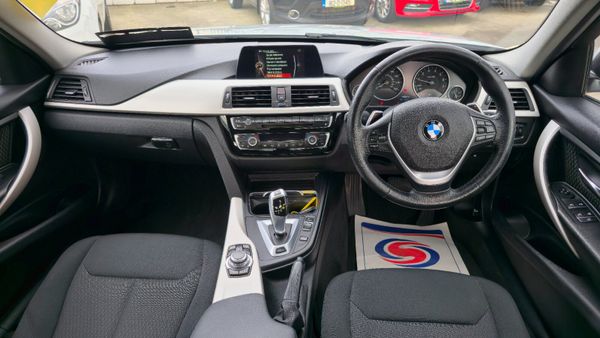BMW 3-Series 2017 330E 362227654