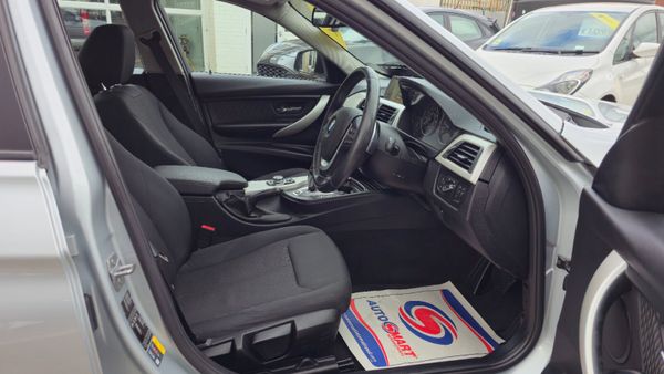BMW 3-Series 2017 330E 362227662