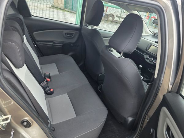 Toyota Yaris 2017 362243454
