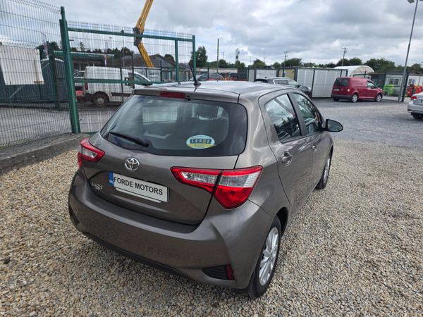 Toyota Yaris 2017 362243506