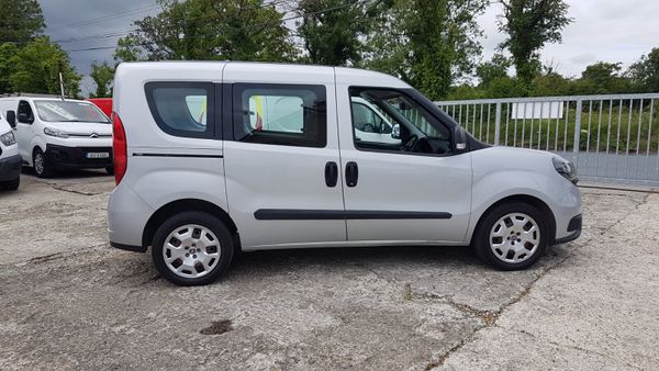 Fiat Doblo CREWCAB AS NEW 102KM VAT INVOICE 362257352