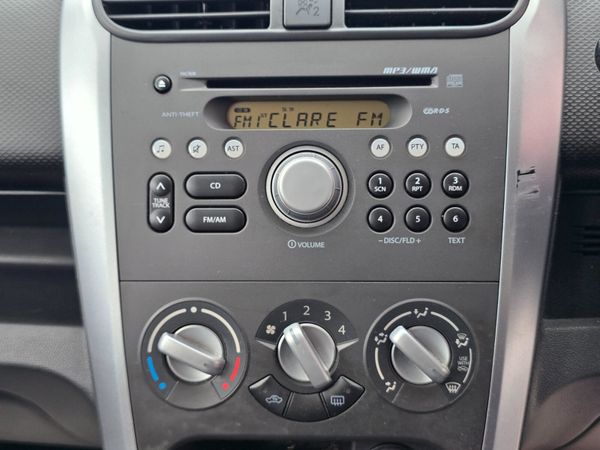 Suzuki Splash 2012 1.0 Petrol 362259486