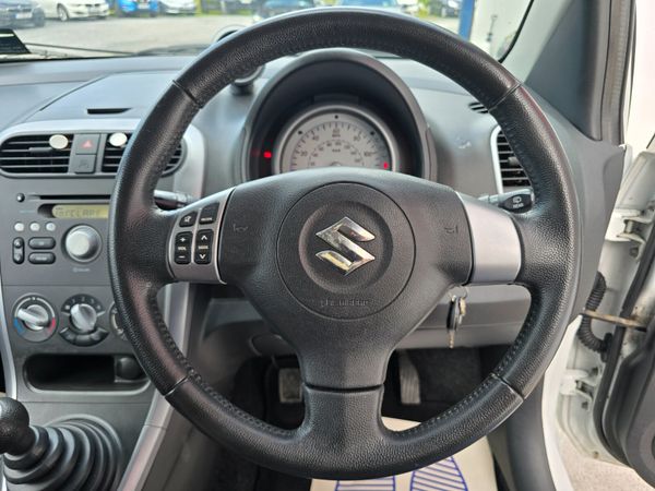 Suzuki Splash 2012 1.0 Petrol 362259489