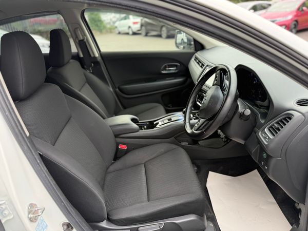 2016 Honda vezel 1.5 hybrid auto, 60k Miles only 362303724