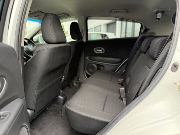 2016 Honda vezel 1.5 hybrid auto, 60k Miles only 362303734