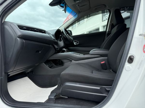 2016 Honda vezel 1.5 hybrid auto, 60k Miles only 362303735