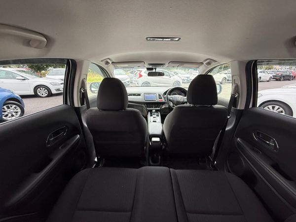 2016 Honda vezel 1.5 hybrid auto, 60k Miles only 362303732