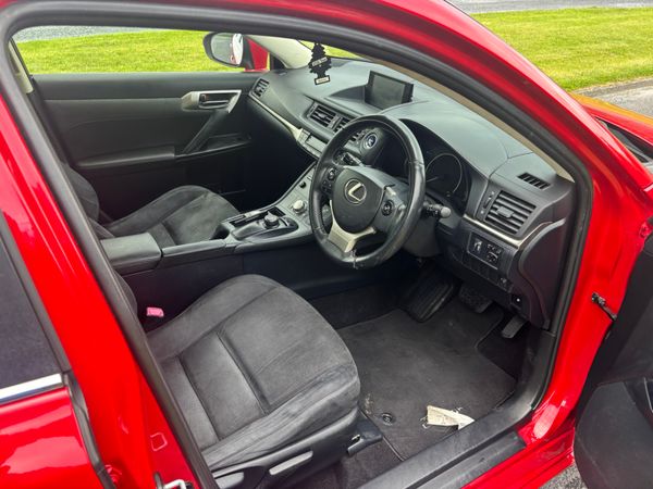 2014 LEXCUS CT HYBRID IMMACULATE 362348178