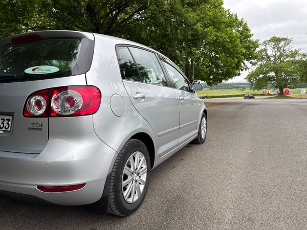 Volkswagen Golf 2011 DSG 1.6 TDI Fresh NCT 362366921