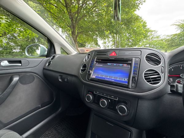 Volkswagen Golf 2011 DSG 1.6 TDI Fresh NCT 362366931