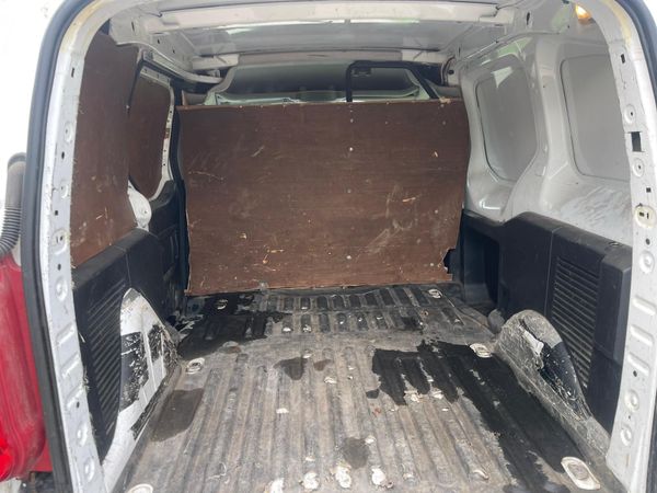 152 Citroen Berlingo Enterprise*****NO Vat 362376019