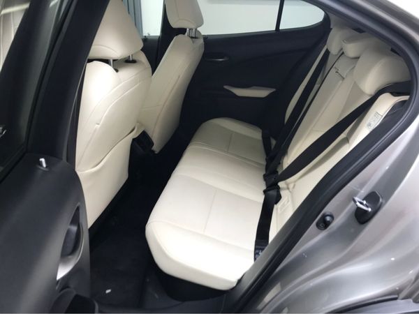 Lexus UX LUXURY FWD CAR PLAY ST 4DR AUTO 362415255