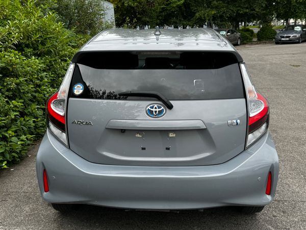 Toyota Aqua 2021 Petrol Hybrid 362412935