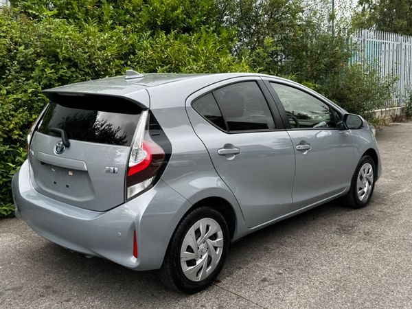 Toyota Aqua 2021 Petrol Hybrid 362412933