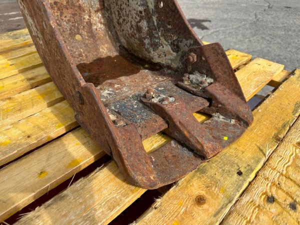 12 inch 40mm bucket #270-12 362450155