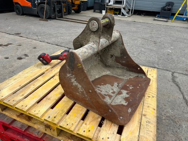 40mm bucket 24 inch #220-24 362450975