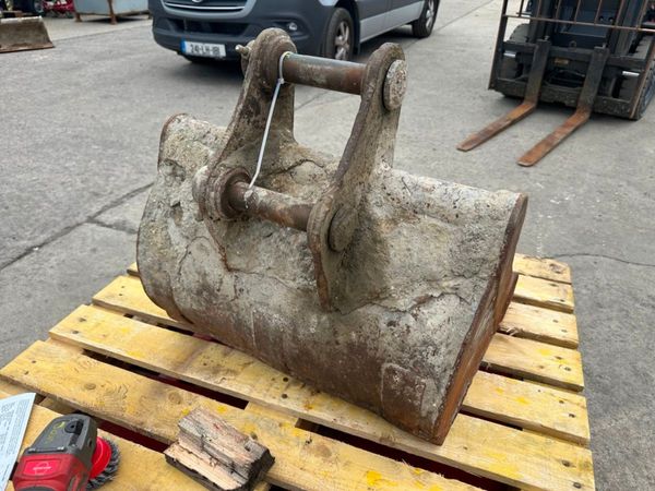 40mm bucket 24 inch #220-24 362450977