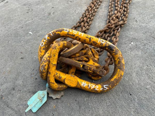 5.5 Metre ...6.7 ton ...lifting chains 4 LEG .... 362475271