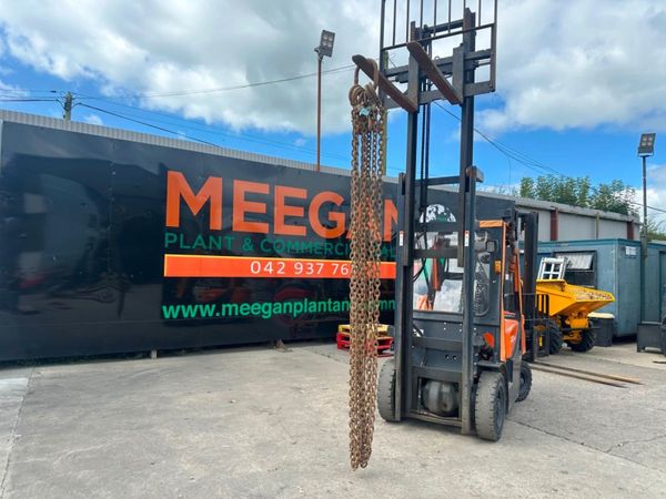 5.7 Metre ...11.2 ton ...lifting chains 4 LEG ... 362472969