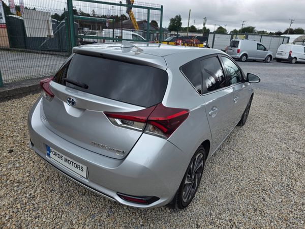 Toyota Auris 2016 362473984
