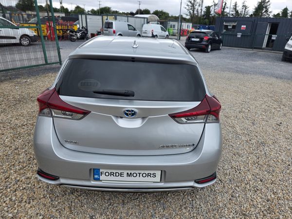 Toyota Auris 2016 362473987