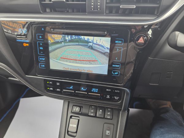 Toyota Auris 2016 362473981