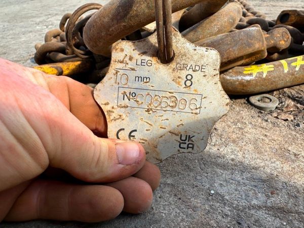 5.6 Metre ...6.7 ton ...lifting chains 4 LEG .... 362502448