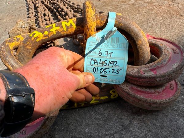 3.7 Metre ...6.7 ton ...lifting chains 4 LEG .... 362502691