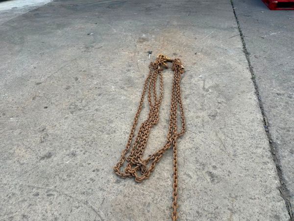 3.8 Metre ...6.7 ton ...lifting chains 4 LEG .... 362502852