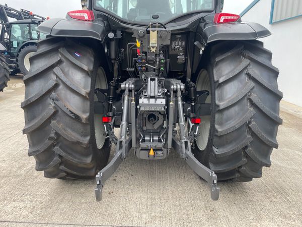 NEW Valtra G135 Active 362540977