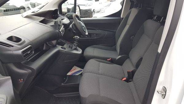 Peugeot Partner 2022 HI SPECK 6 SPEED VAT INVOICE 362566409