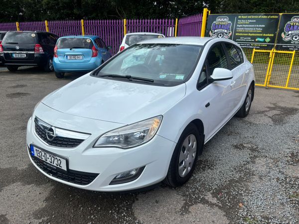 Ice White Opel Astra NCT Warranty 362560777