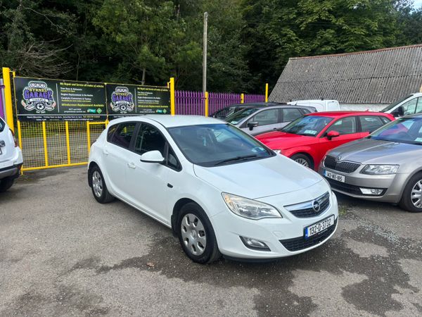 Ice White Opel Astra NCT Warranty 362560771