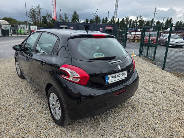 Peugeot 208 2015 362576050