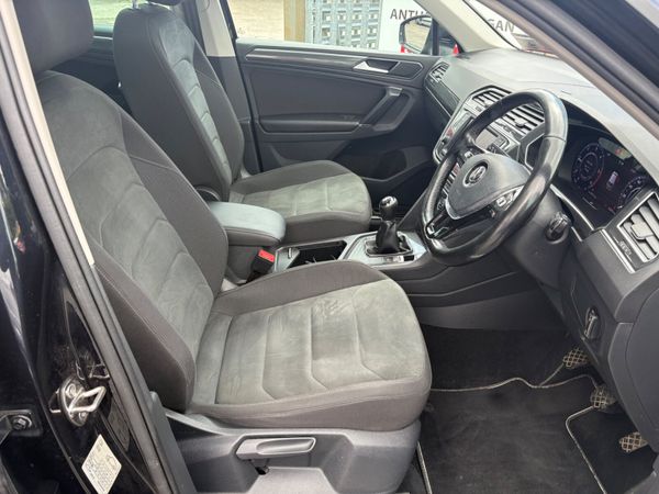 2017 Volkswagen Tiguan Highline 362576932